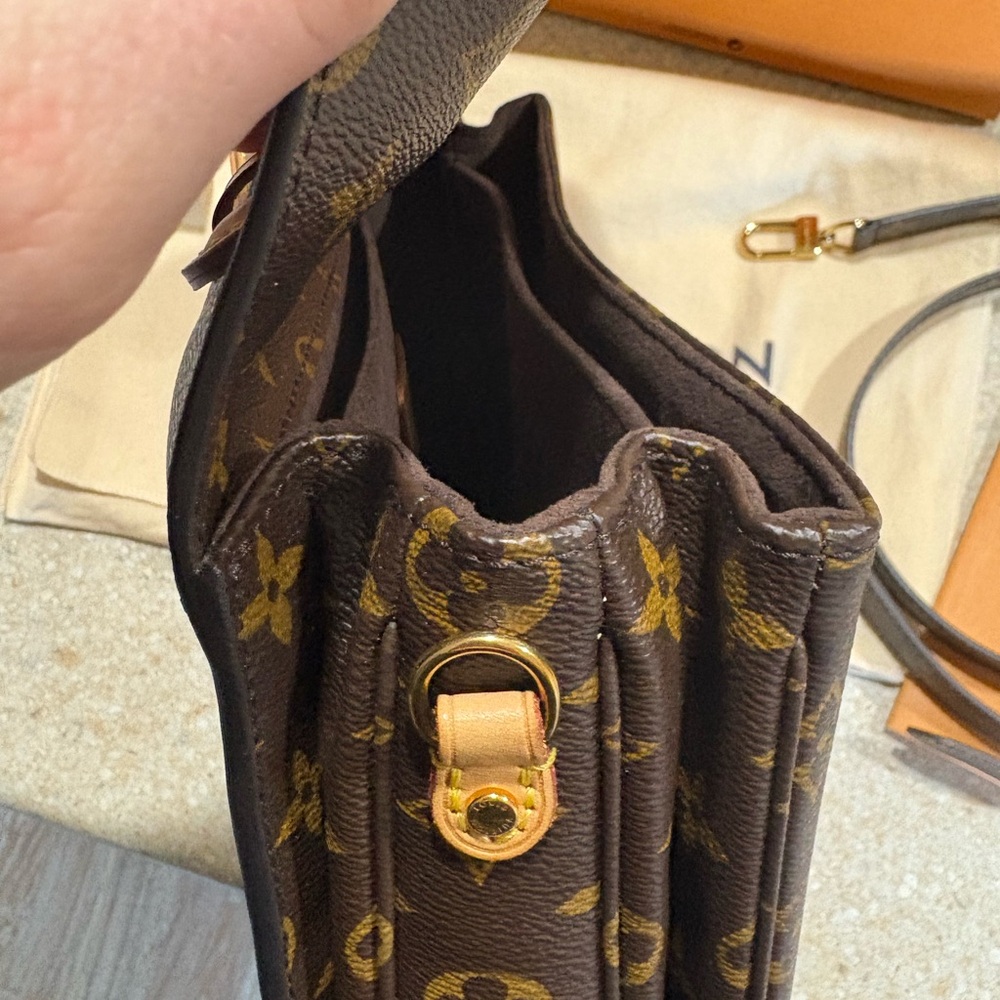 🩷sold🩷Louis Vuitton Pochette Métis Monogram - Picture 10 of 15